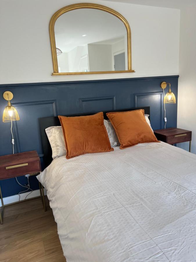 The Raven'S Loft By Harry Potter Apartment Watford  Exterior foto
